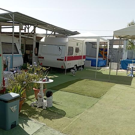 Caravanas Y Habitaciones Para Relajarse Sax Exterior photo