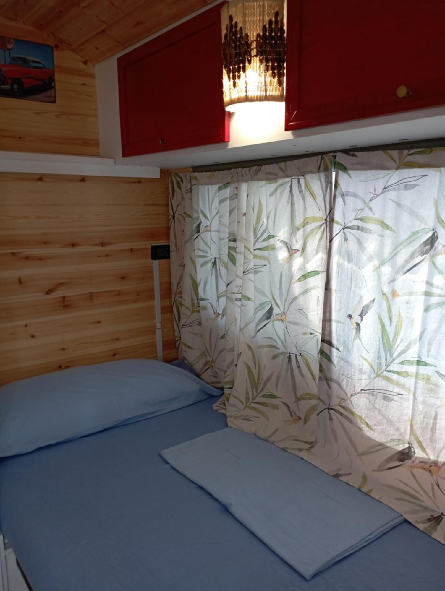 Caravanas Y Habitaciones Para Relajarse Sax Exterior photo